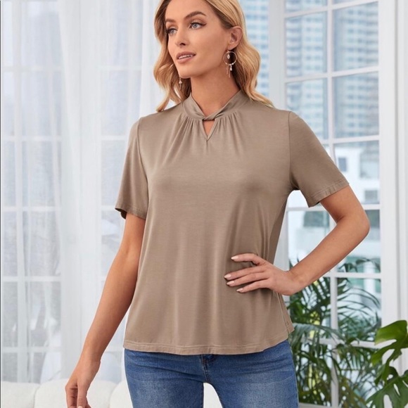 Tops - Women’s Solid  Twist Front Keyhole Neck Top ~ NWT
Sizes S-XL available!